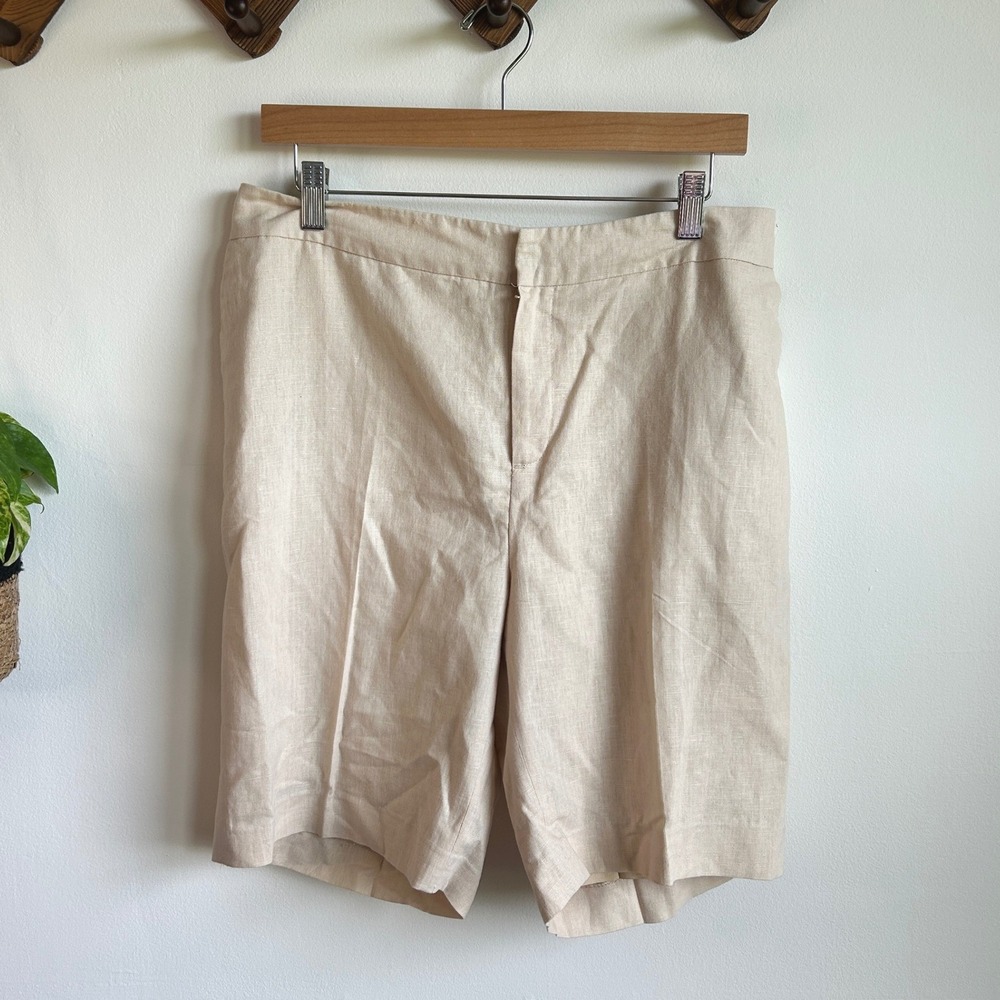 St.‎ John Sport Beige Linen Shorts Womens Size 12 Tan Neutral Summer Casual